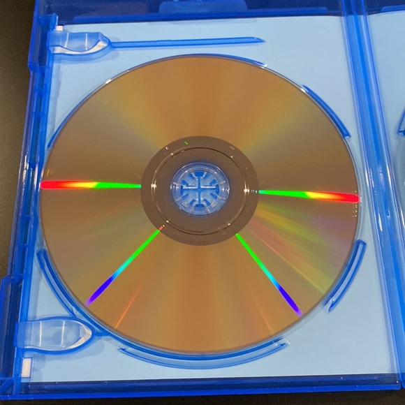 Bullet Train - Blu-ray & DVD Combo Set - Picture 4 of 5